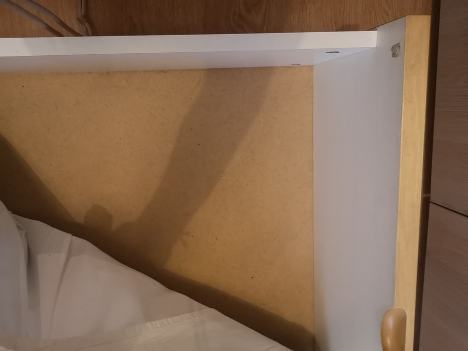 Cama Ikea com arrumação e estrado