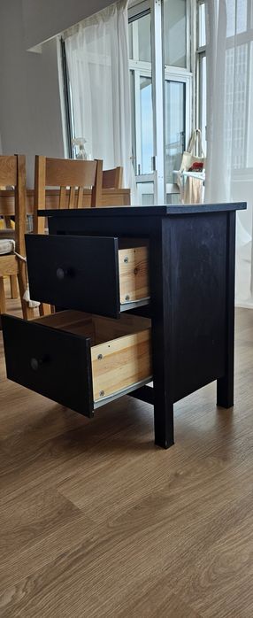 Mesa de cabeceira preta Ikea usada