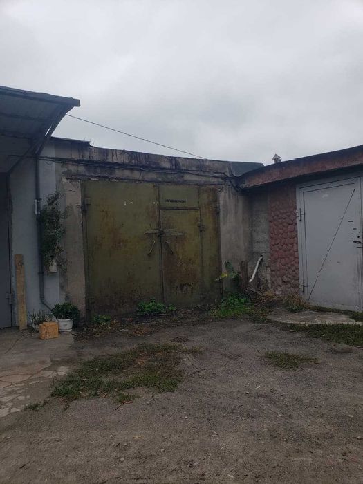 Продам гараж р-н Дніпробуд, біля підвальчика