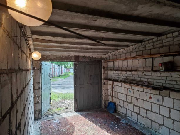 Garaż murowany Łódź Górna do wynajęcia pomieszczenie gospodarcze 17m2