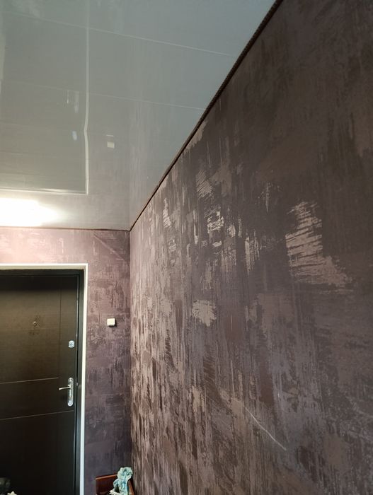 Продам однокомнатную квартиру в центре Чугуева.