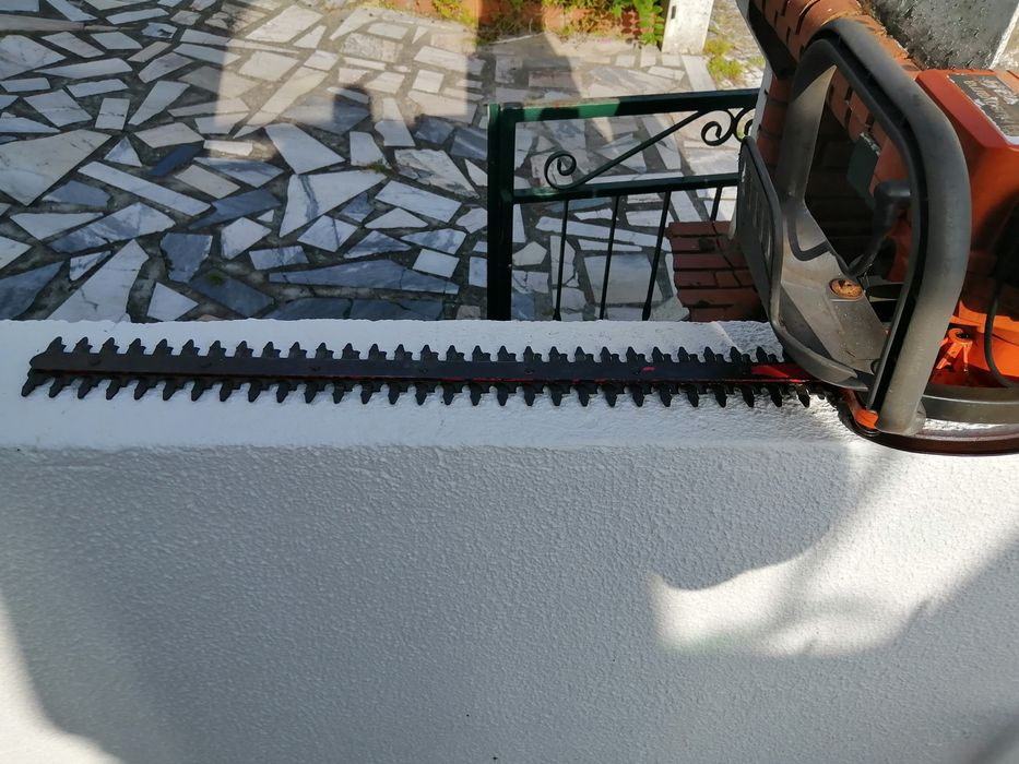 Corta sebes gasolina Husqvarna