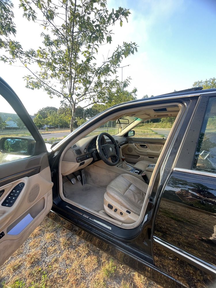 BMW 728I - Preço negociavel