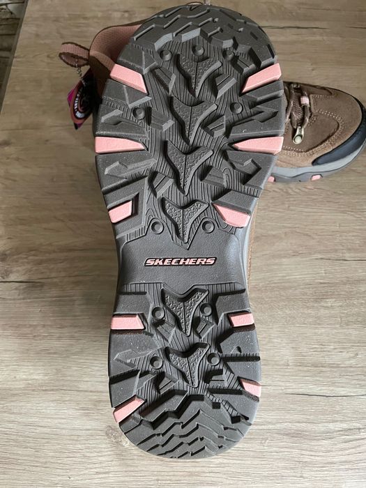 Чоботи жіночі skechers relaxed fit: trego - alpine trail