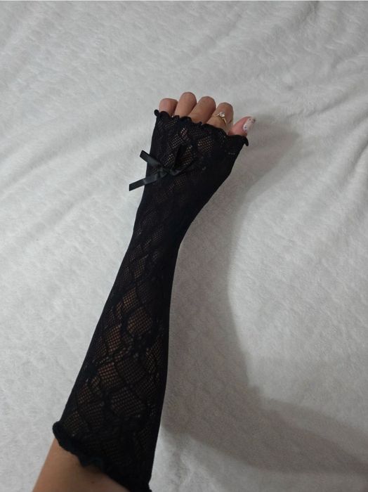 Długie czarne rękawiczki bez palców koronkowe rękawy alternative emo G
