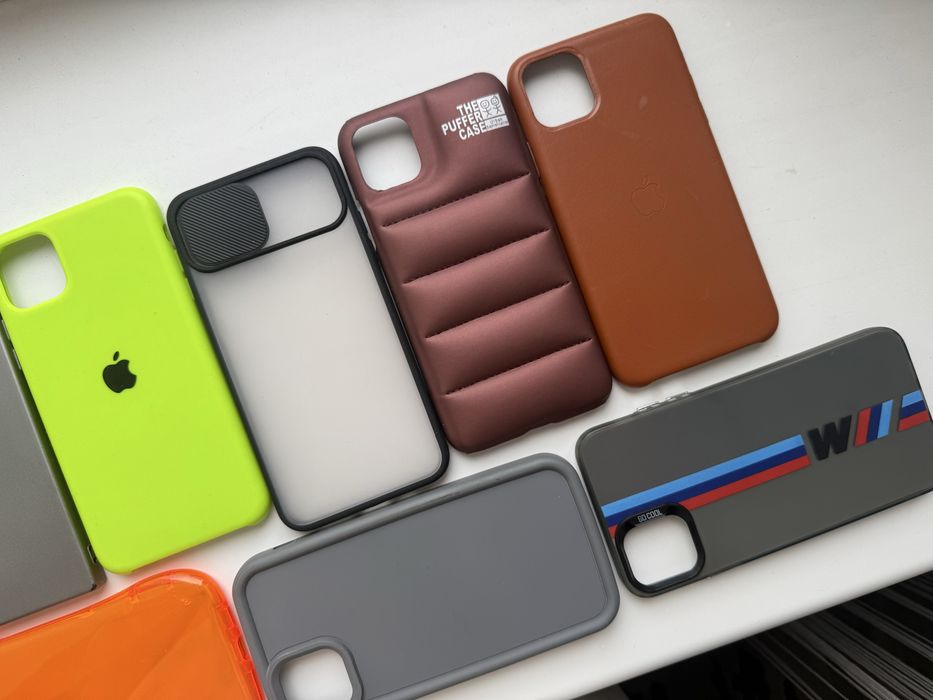 Набір чохлів б/у Iphone 11 pro max