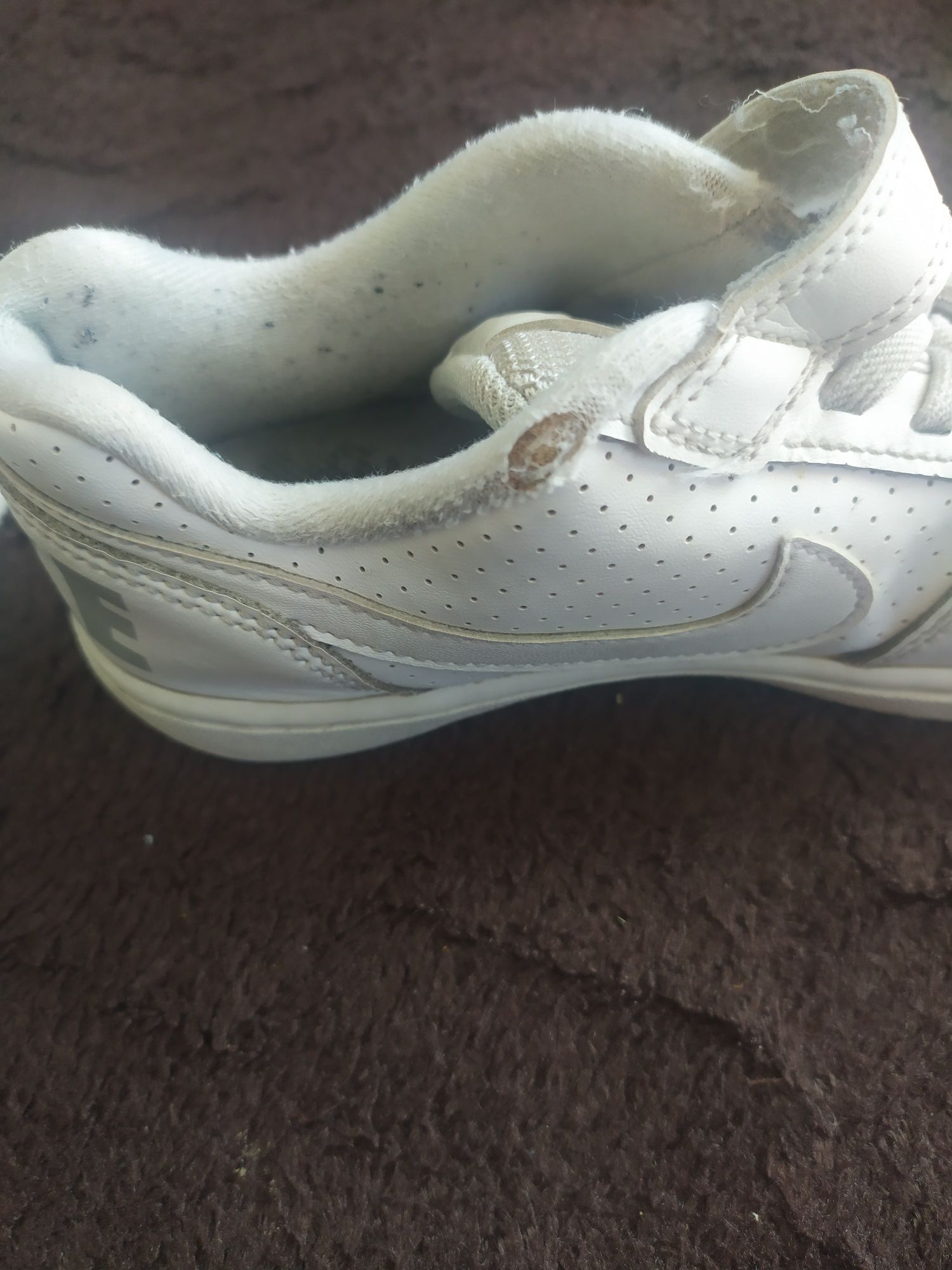 Buty Nike białe 32