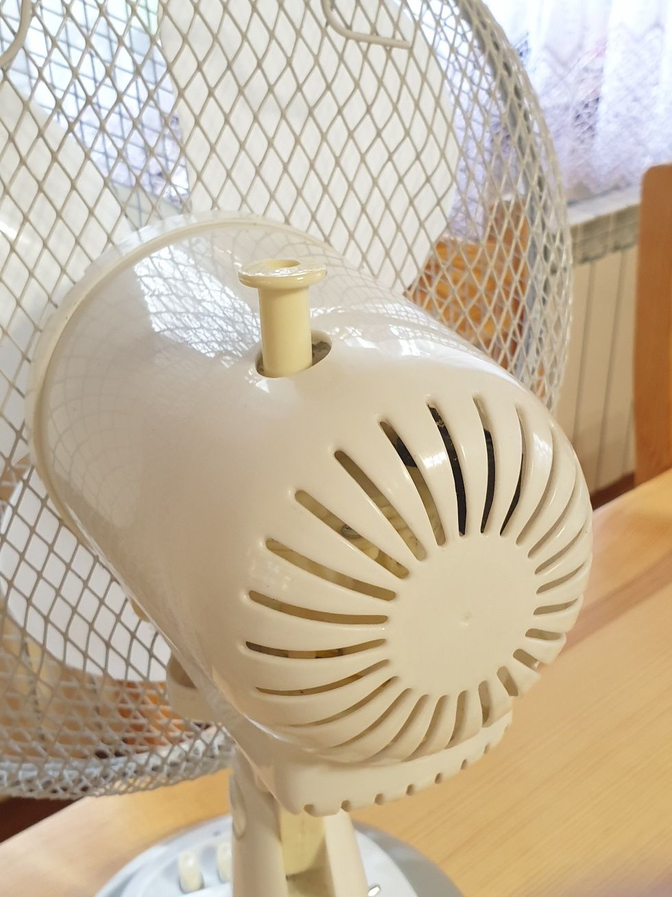 Wentylator biurkowy 34 cm średnica 35 W polski biały tani okazja