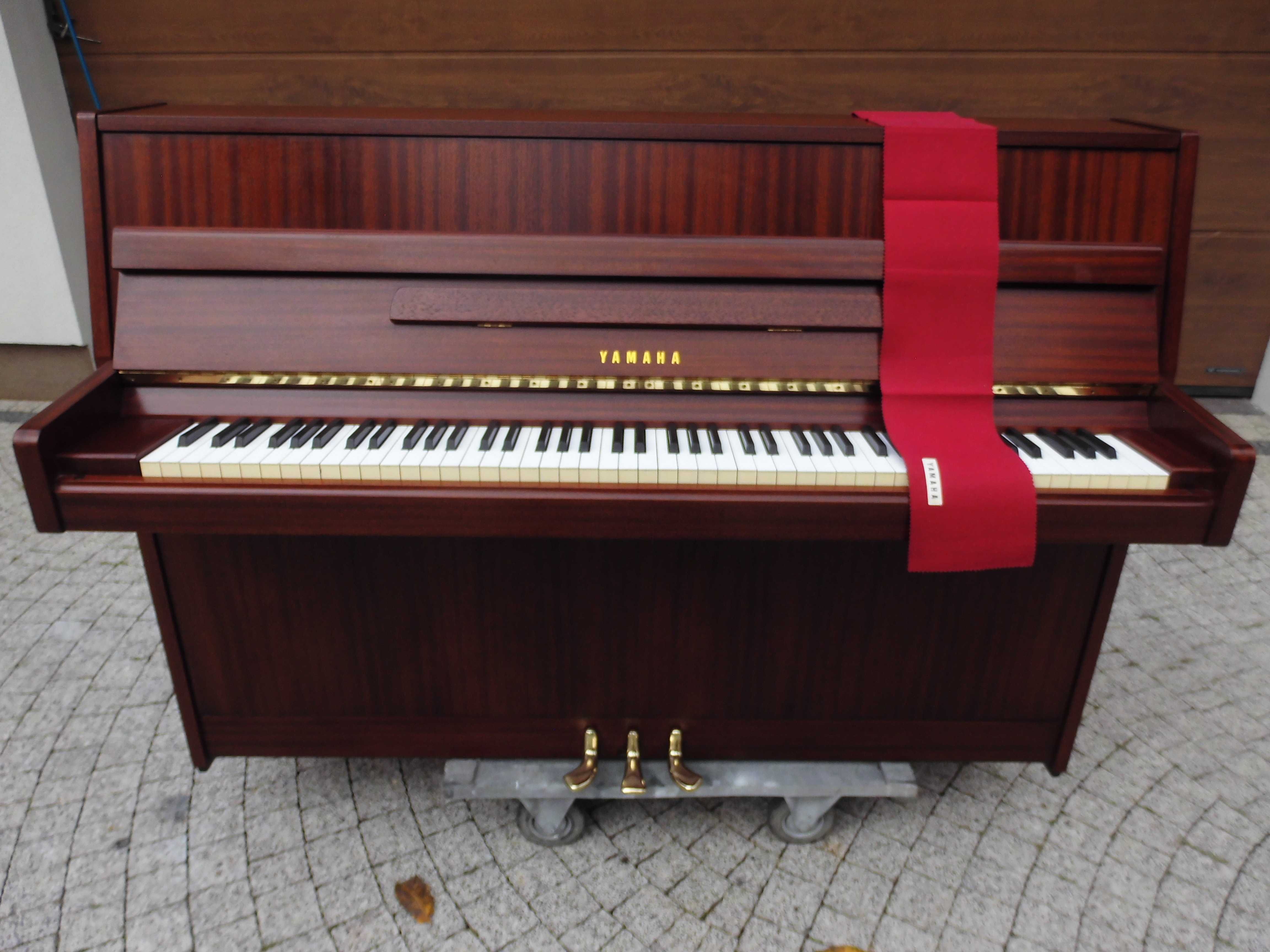 Japońskie Pianino Yamaha M5J lata 80 jak nowe na gotowo