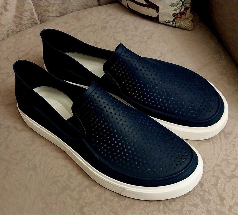 Чоловічі мокасини (сліпони) Crocs