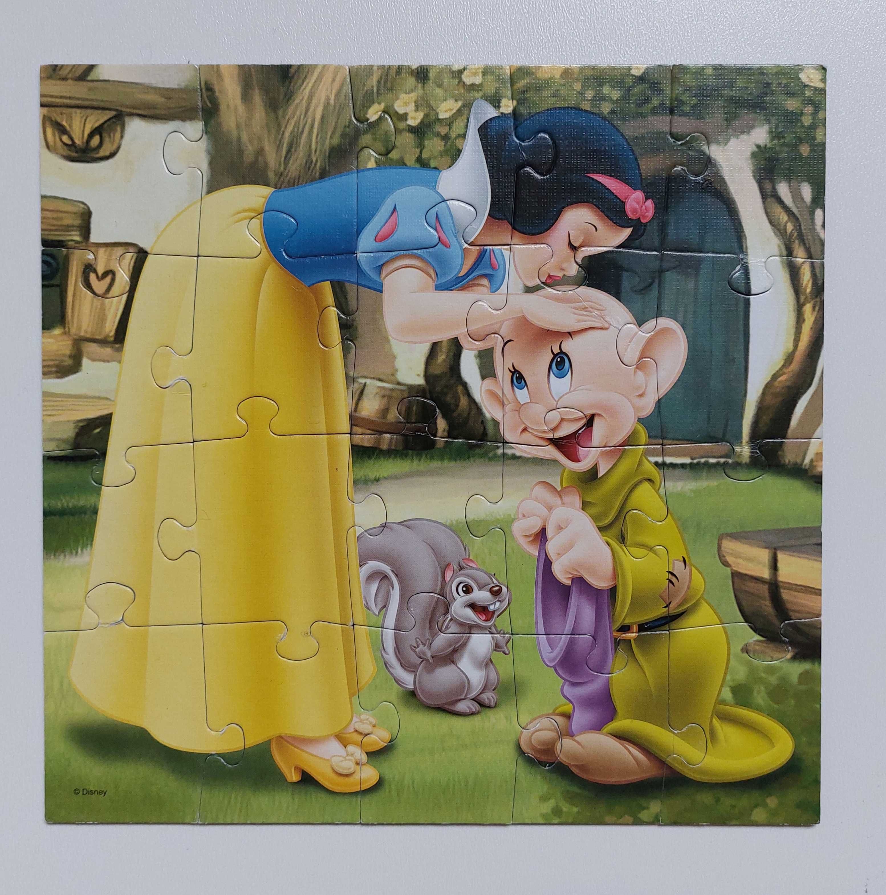 Trefl Zestaw 3 puzzli z serii Disney Królewna Śnieżka i 7 krasnoludków