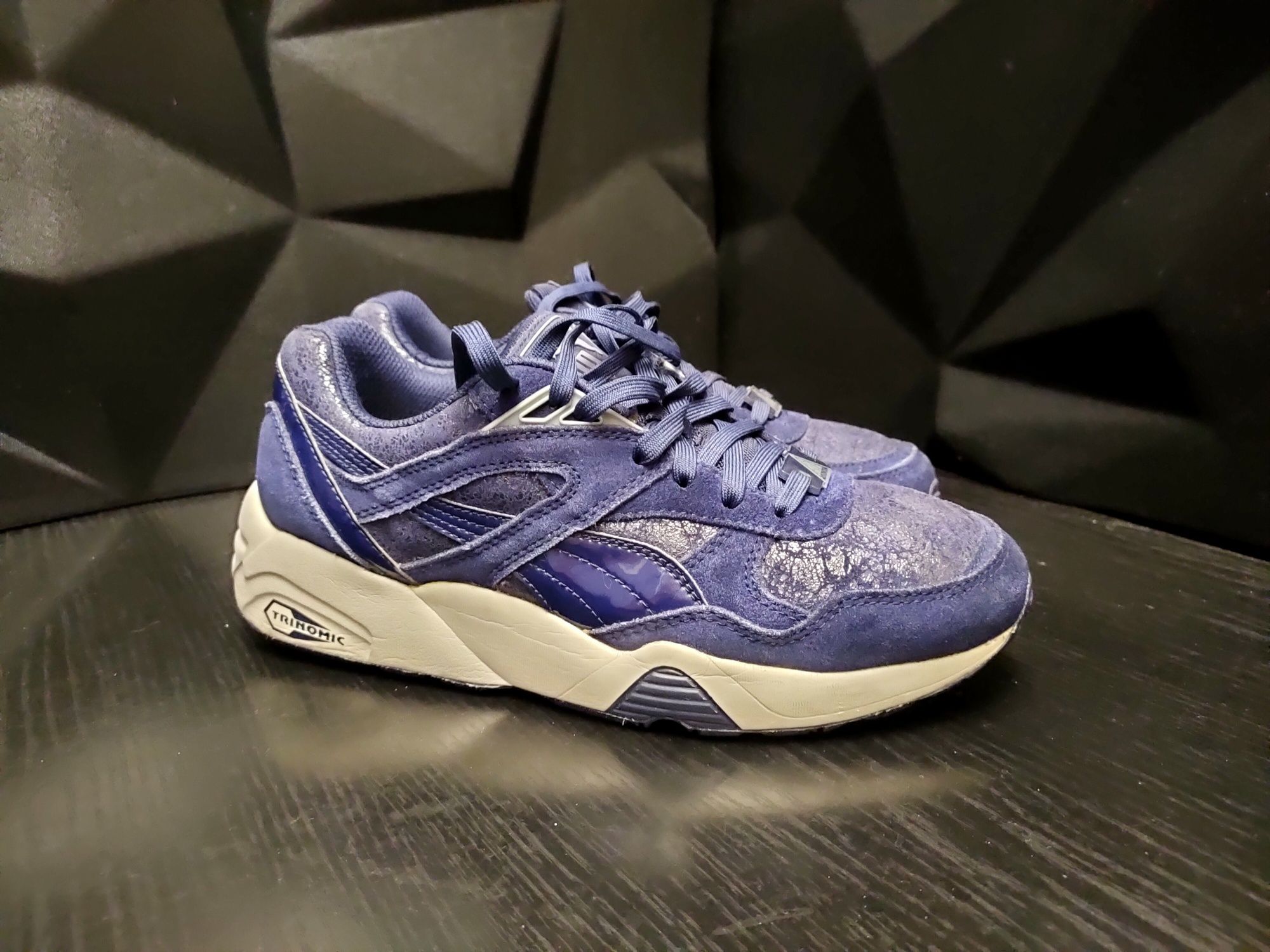 Крассовки Puma Trinomic