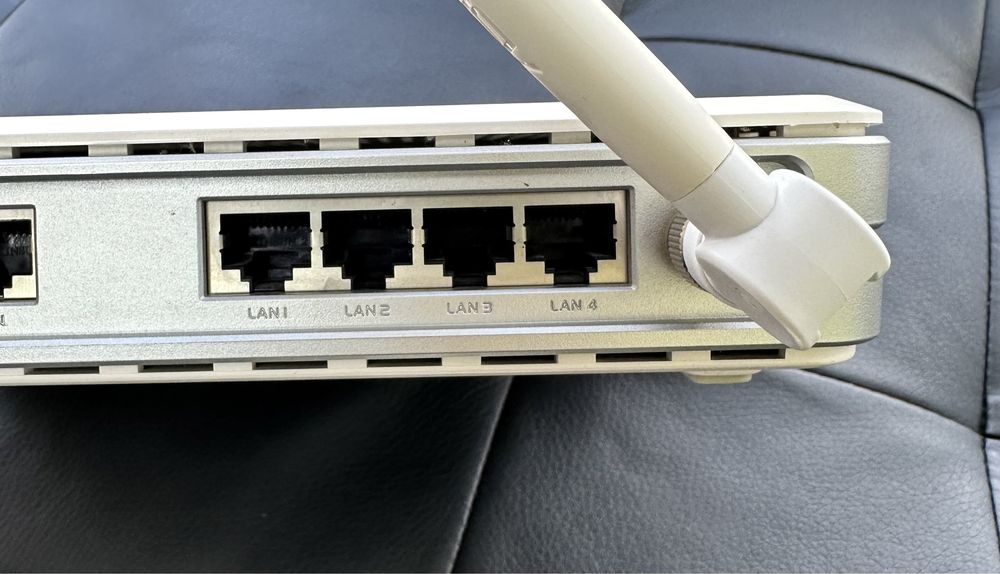 Роутер Маршрутизатор Wi-Fi ASUS WL-500g