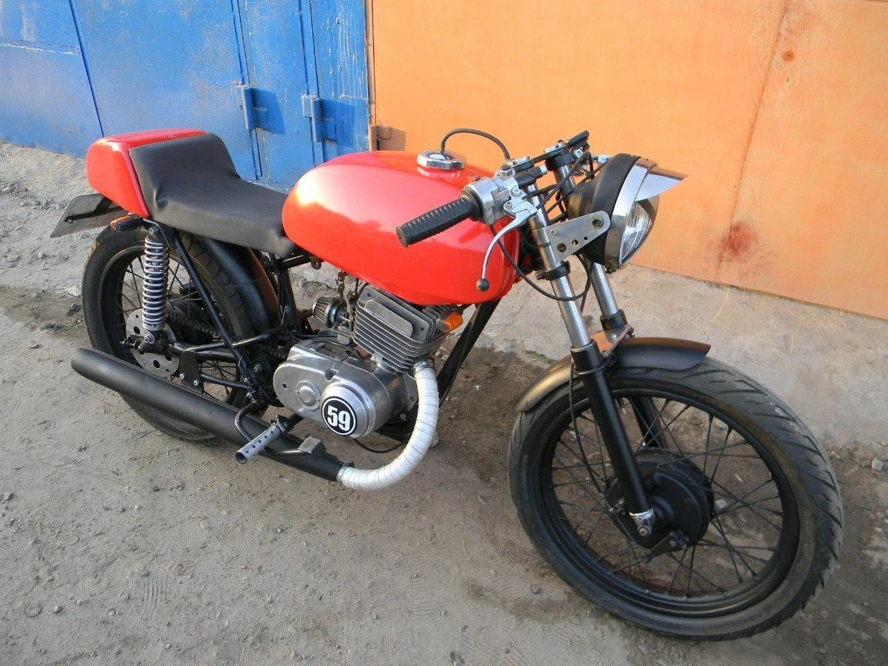 Minsk 125 Cafe Racer