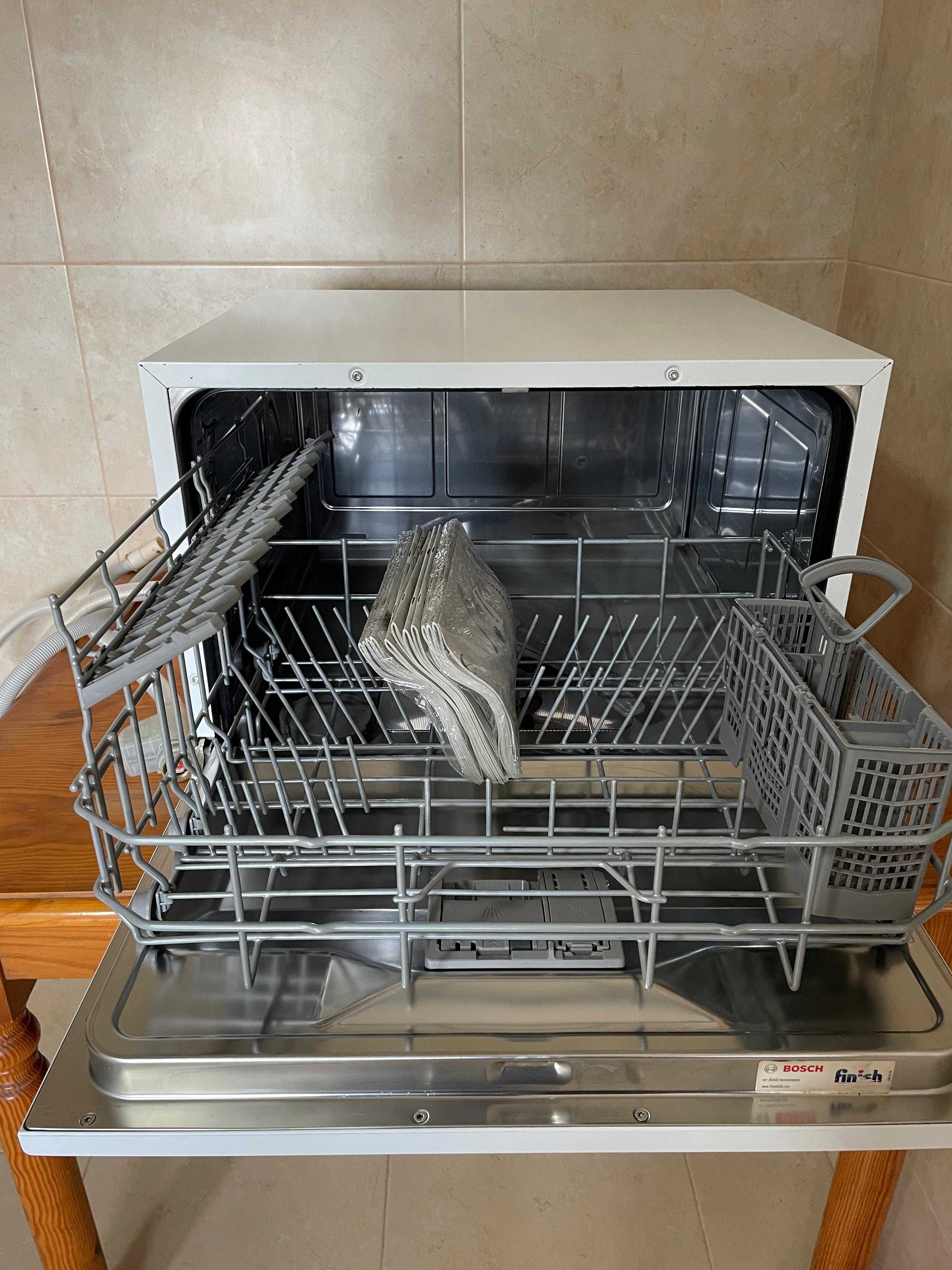 Máquina de Lavar Loiça Bosch - SKS62E32EU Silence Plus