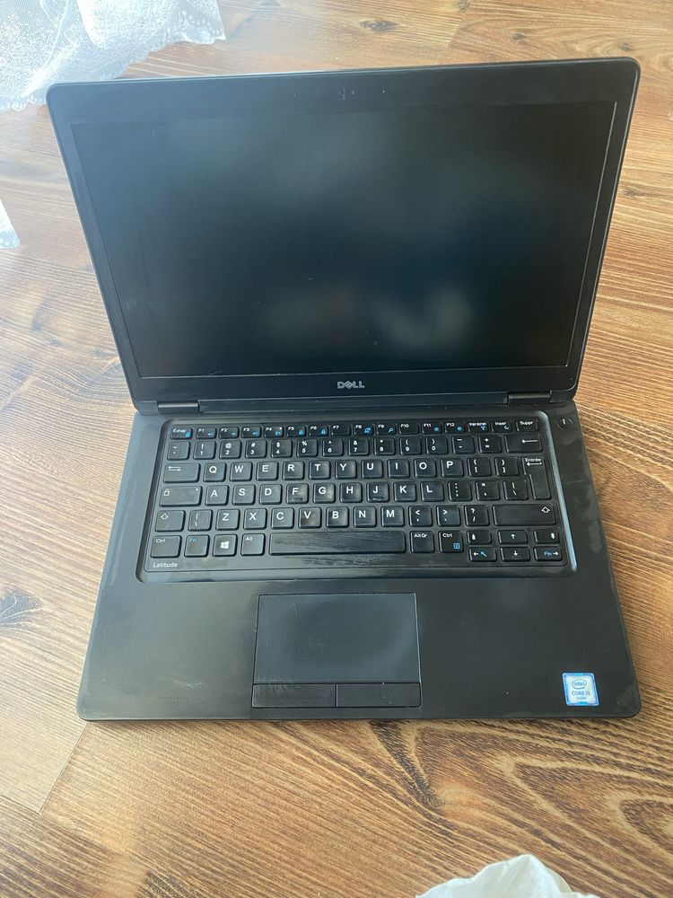 Laptop biznesowy DELL na gwarancji