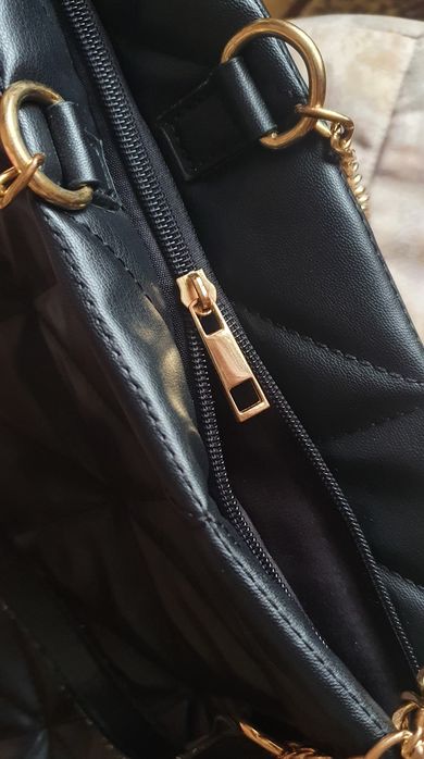 Сумка через плече Sinsay