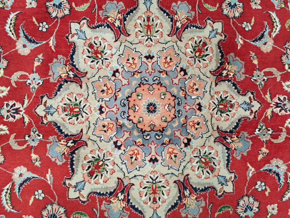 Przepiękny Irański salonowy dywan Isfahan 190x288cm.Nr 1436