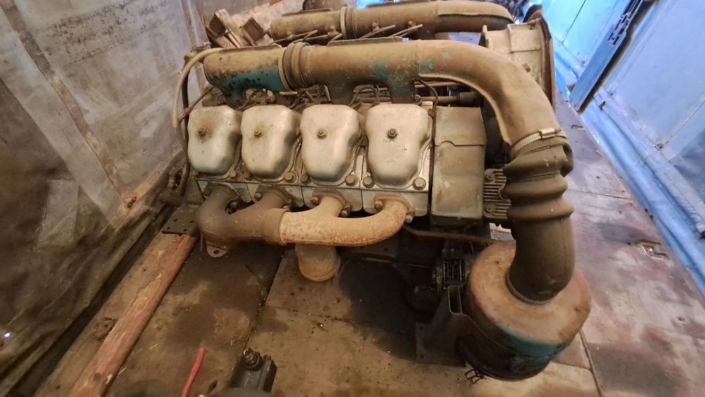 silnik TATRA Papuga V8