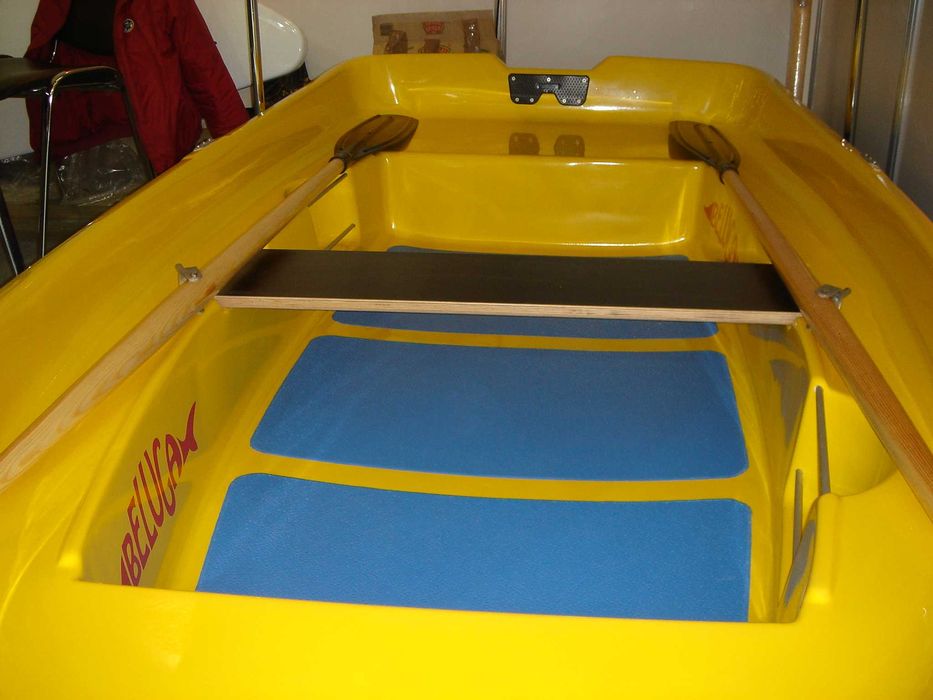 Лодка пластиковая (Стеклопластик)