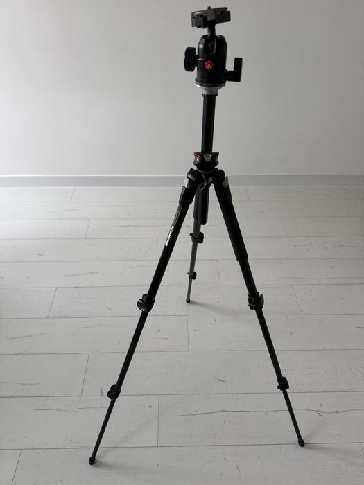 Штатив Manfrotto 190XPROB + голова 488RC2