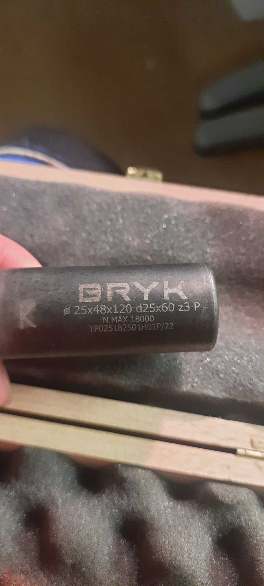 Frez diamentowy CNC BRYK 25x48x120