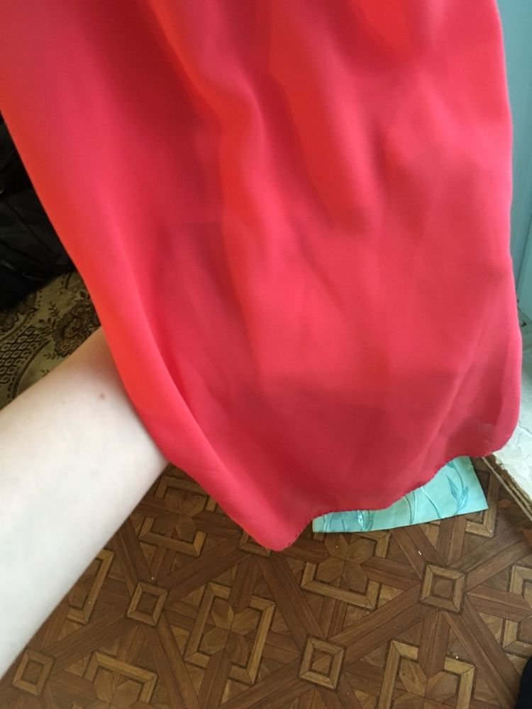 Платье на девушку