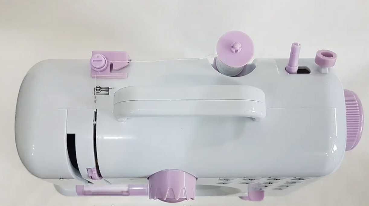многофункциональная мини швейная машинка имеет 12 типов строчки