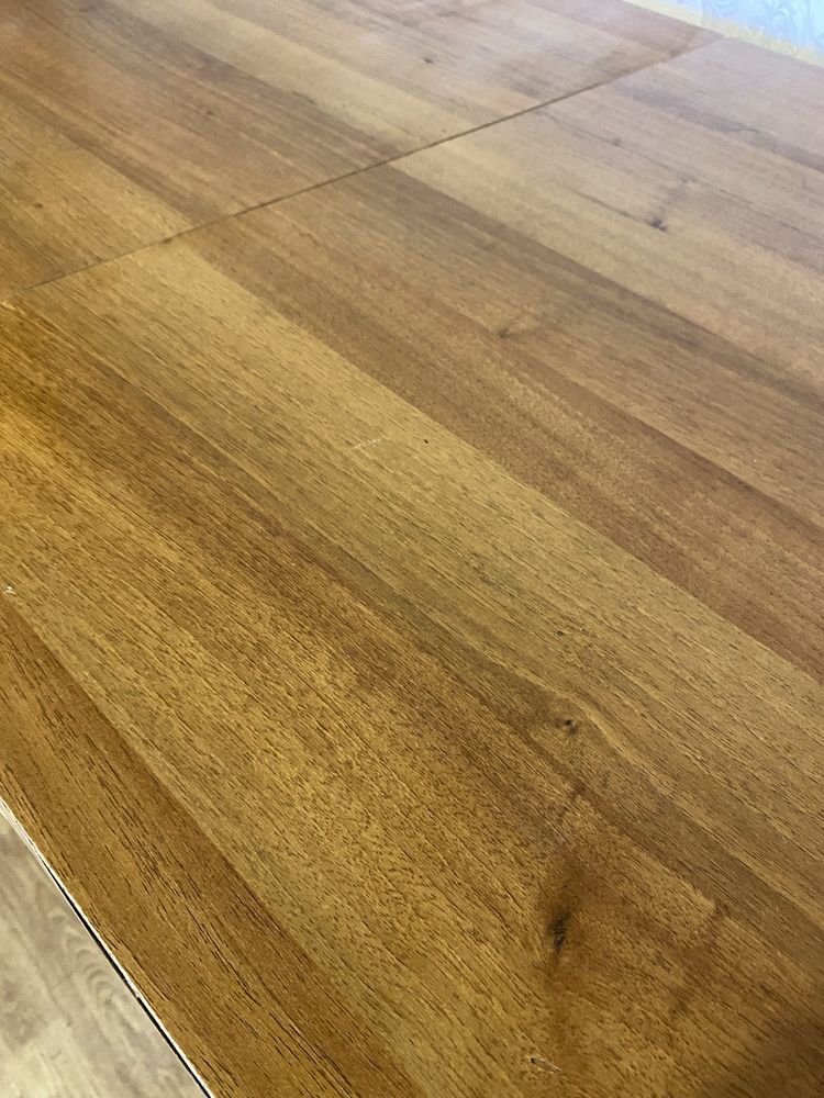 Продам деревʼяний, розкладний стіл