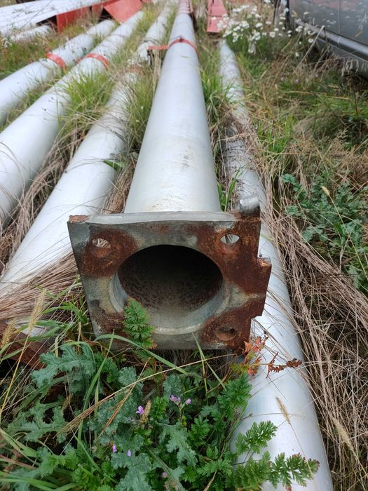 Słup oświetleniowy pod kamery aluminiowe