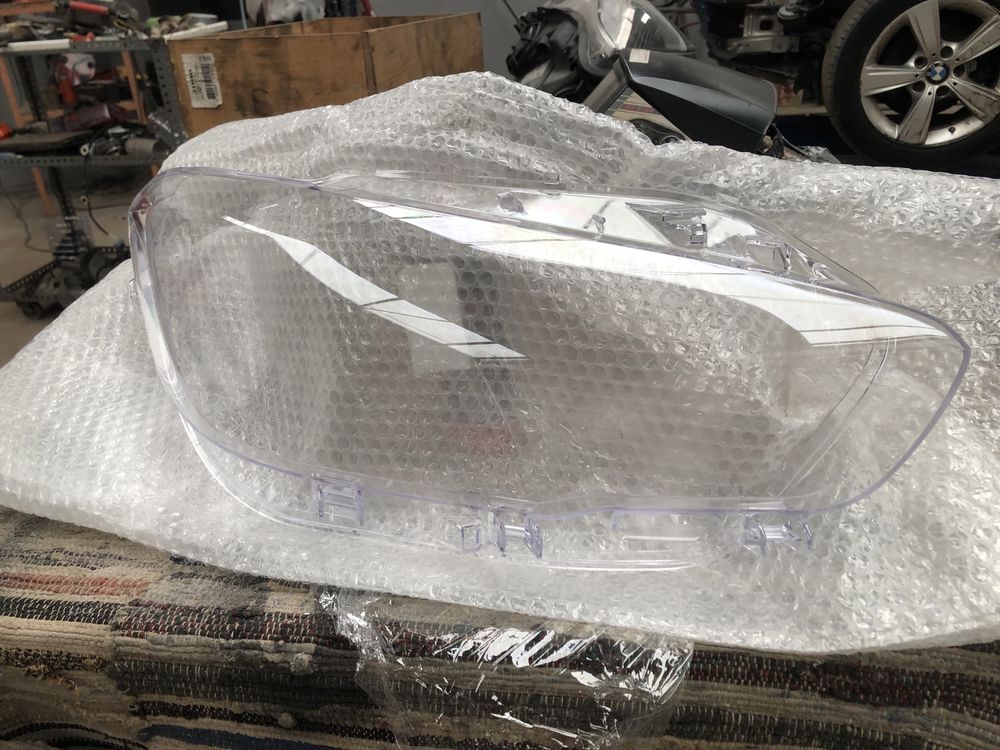 Vidro farol BMW F20 de 2015