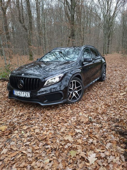 Mercedes-Benz GLA Mercedes-Benz GLA AMG