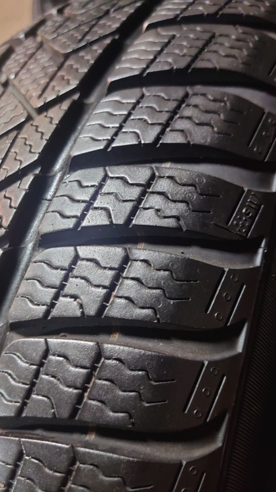 Пара зимних шин Pirelli Sottozero 3 winter 215/65 r17 215 65 17