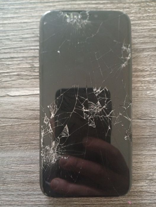 Телефон iPhone xs 64gb