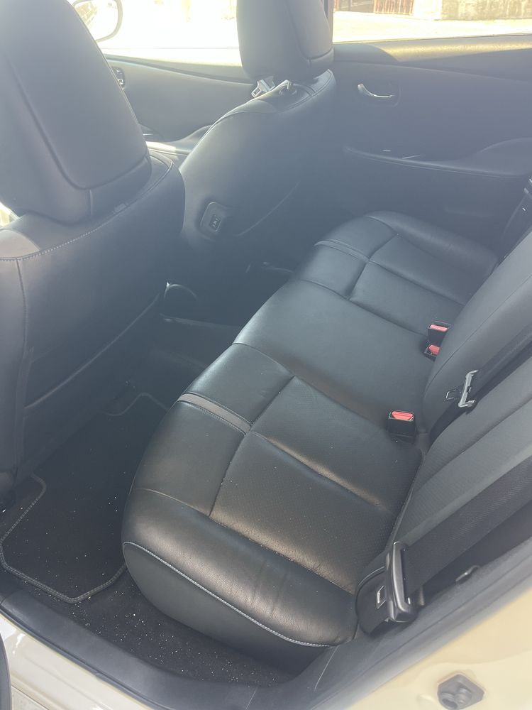 Nissan leaf como novo