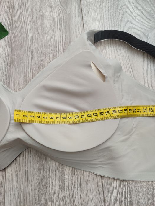 Безшовний бюстгальтер великого розміру 4XL