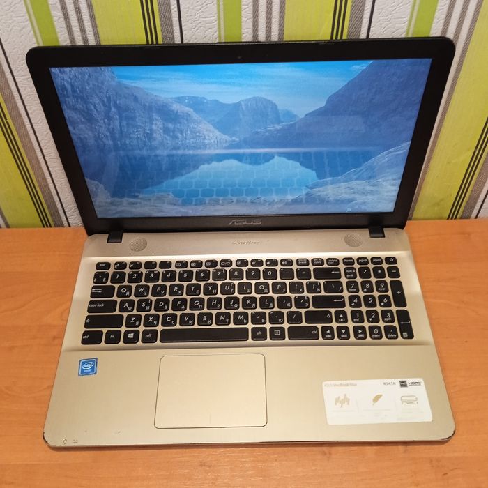 Продам ноутбук asus