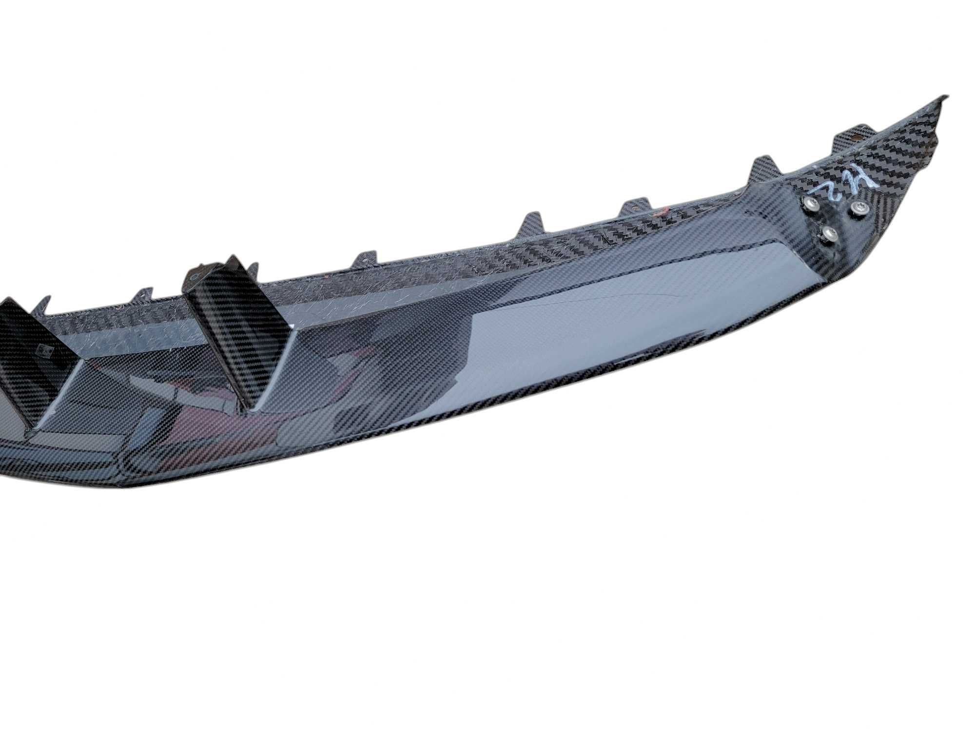 LAMBORGHINI URUS - splitter spoiler zderzaka dokładka przednia CARBON