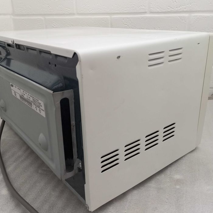 Микроволновка Samsung CE287DNR
