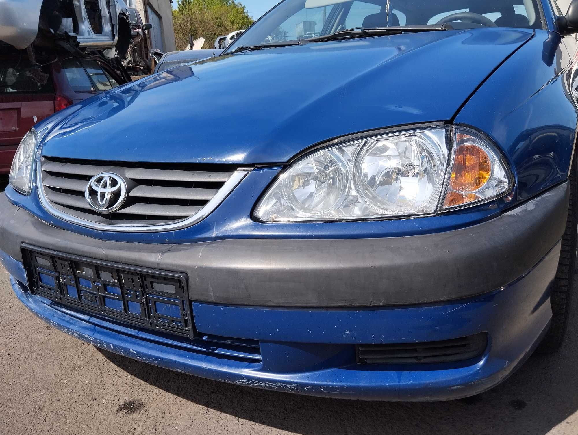 Toyota Avensis T22 2.0D4D kombi 2002r.Atrapa.