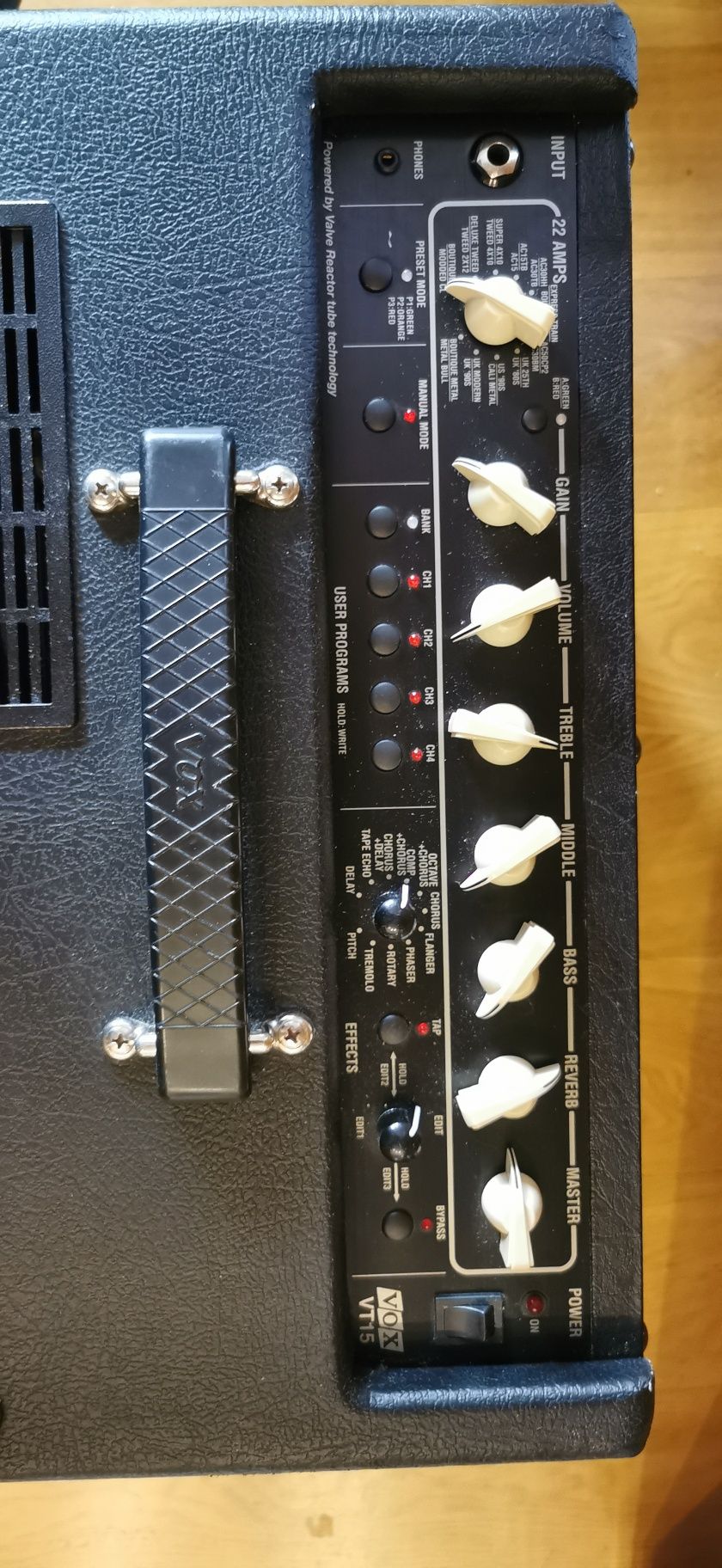 Wzmacniacz VOX VT15
