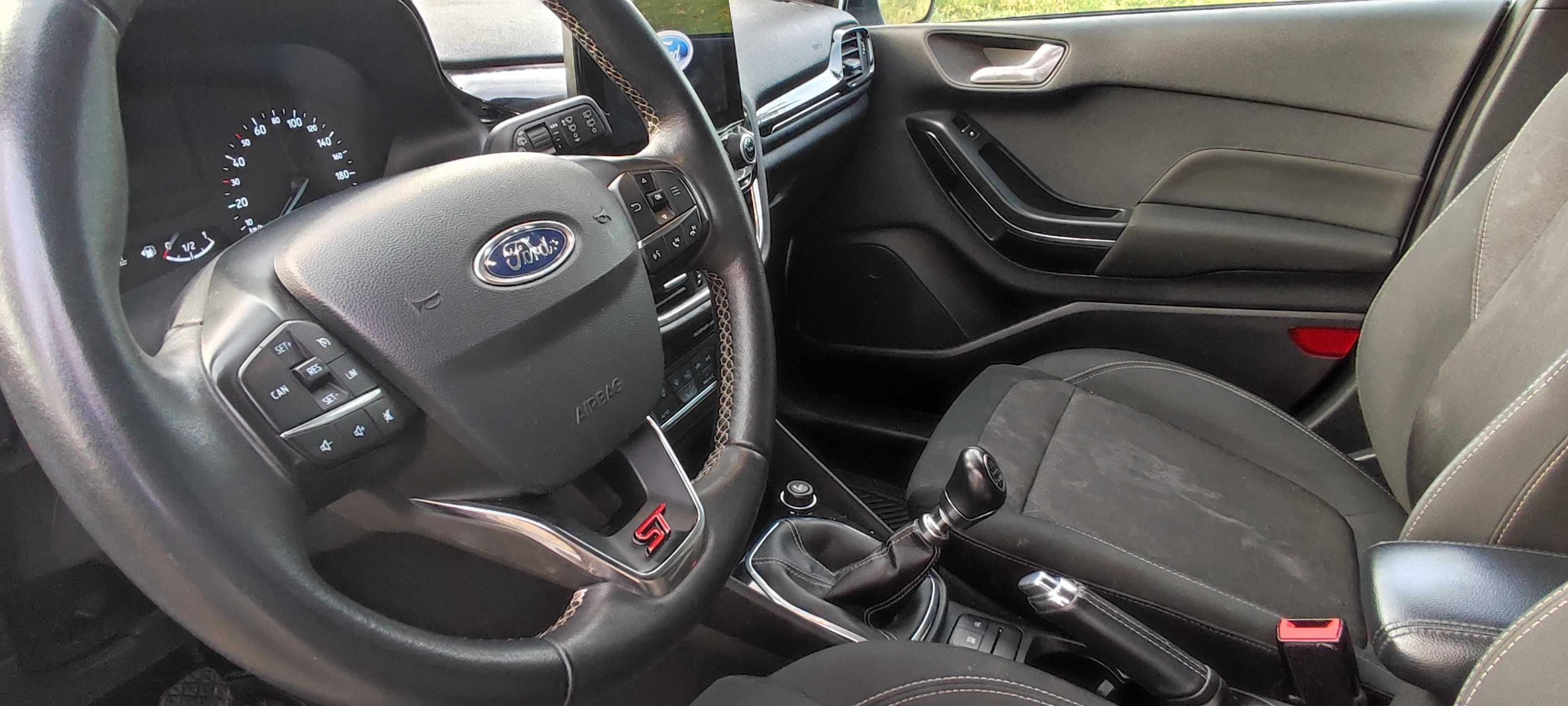 Ford Fiesta Active+  ST Line