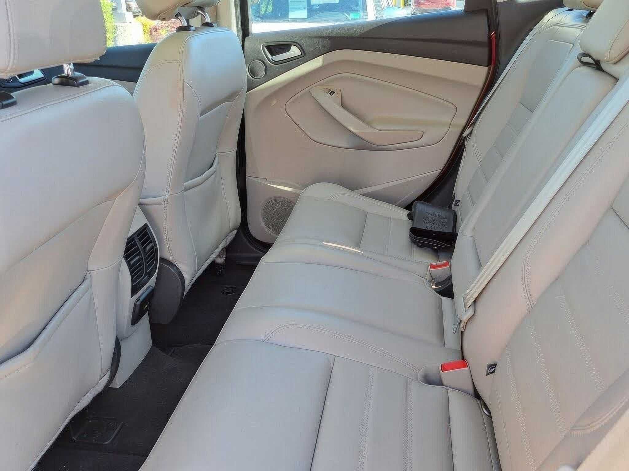 2017 Ford C-Max Hybrid Titanium