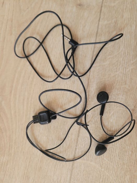 Słuchawki Nokia z podgłaśnianiem nowe