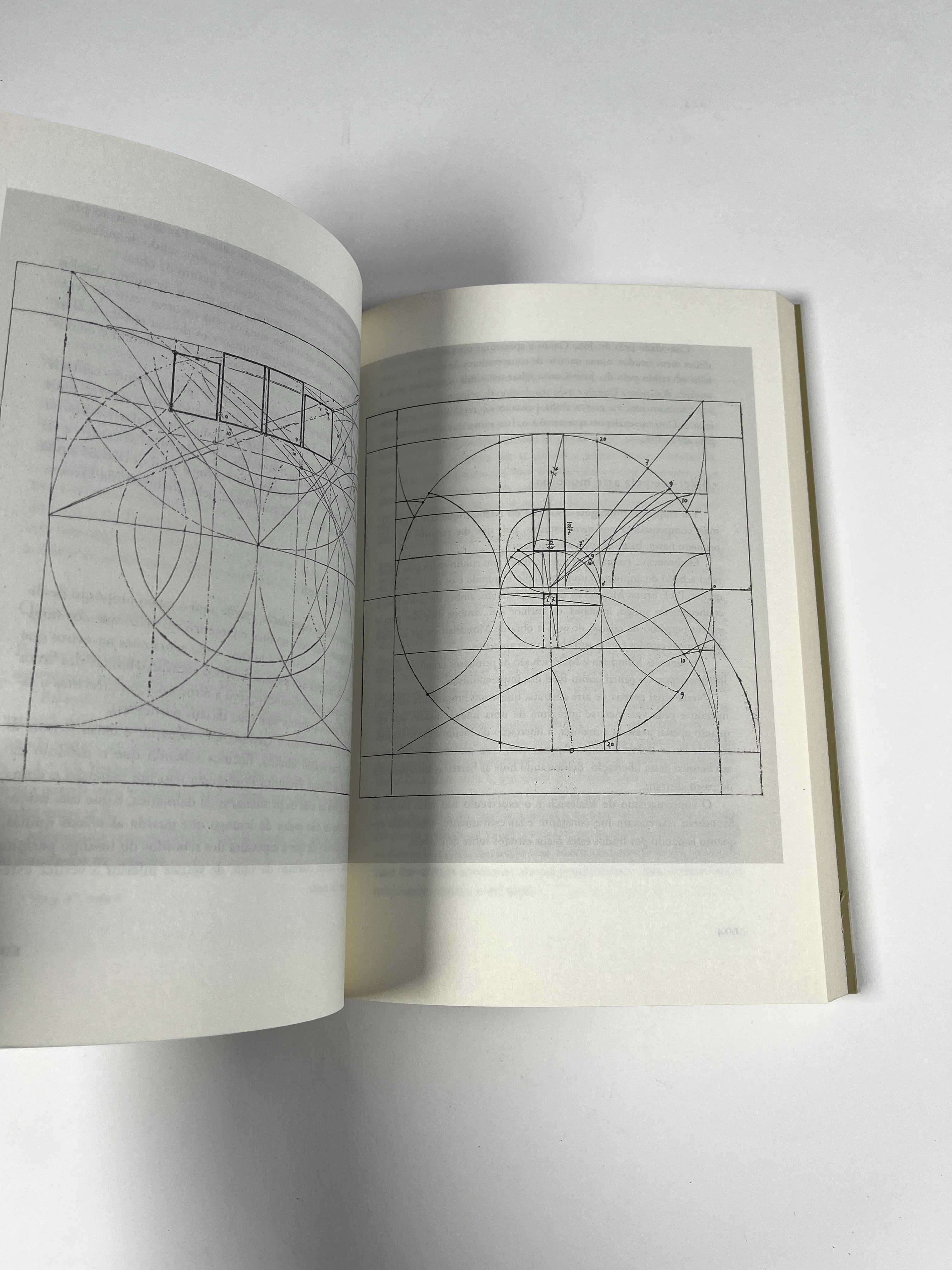 Almada. Os Painéis, a Geometria e Tudo 2015 Assírio & Alvim