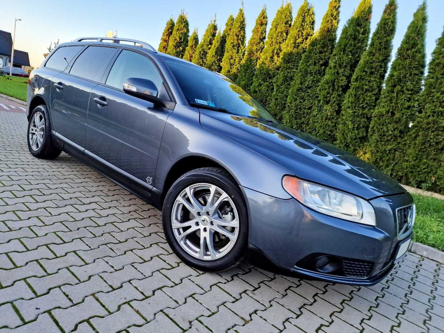 Volvo V70 super stan, doinwestowane na 15tyś! Zamiana