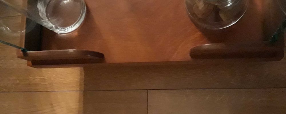 szklana witryna Calligaris