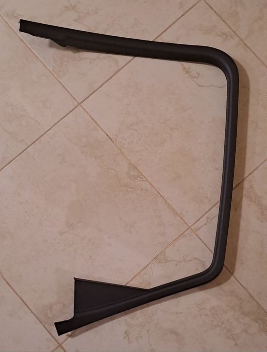 Ущільнювачі до правих бокових дверей Audi Q5