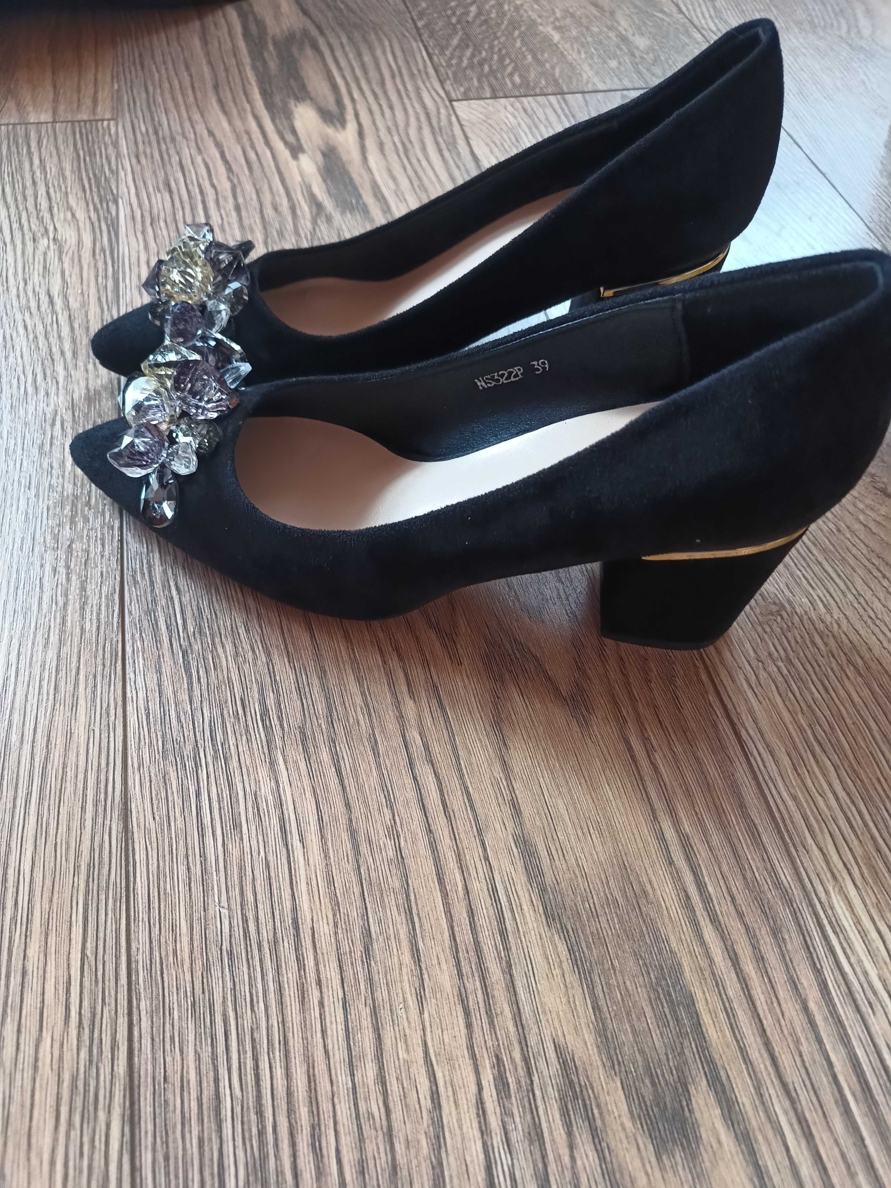 Buty damskie  rozmiar 39