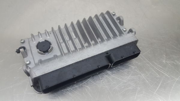 Centralina motor / ECU TOYOTA Yaris (_P13_)